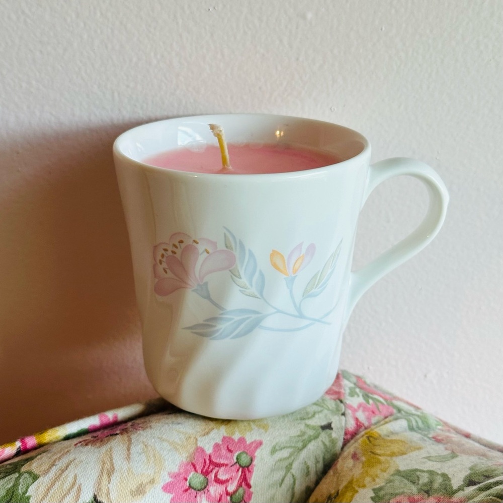 Teacup candle